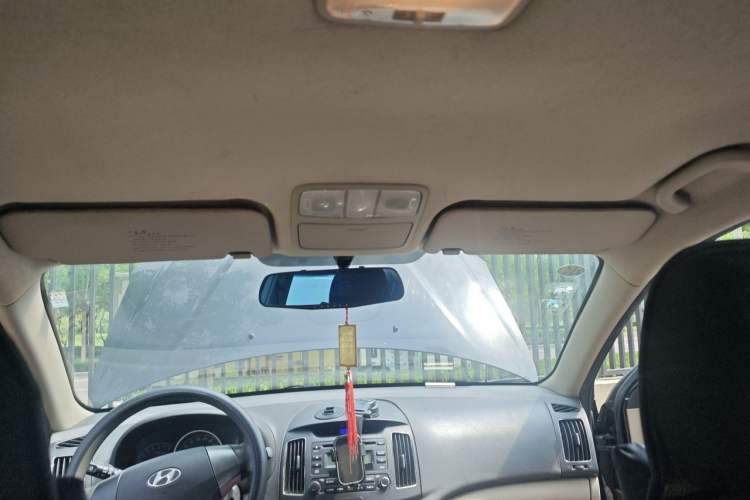 Used Hyundai Celesta 2011 1.6L Manual Comfort Edition Headliner