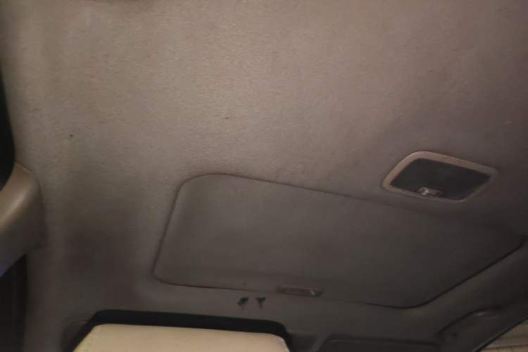 Used Hyundai Celesta 2011 1.6L Automatic Luxury Version Headliner