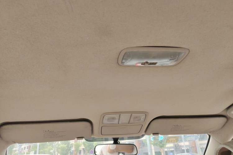 Used Hyundai Celesta 2011 1.6L Automatic Comfort Edition Headliner