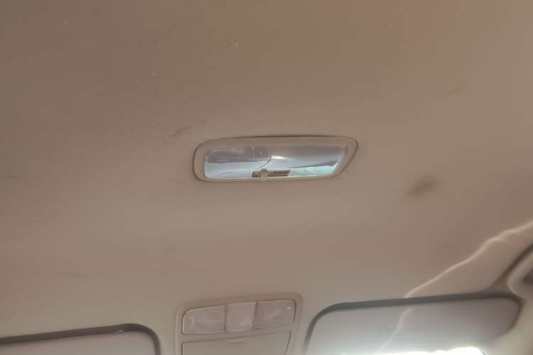 Used Hyundai Celesta 2011 1.6L Manual Comfort Edition Headliner