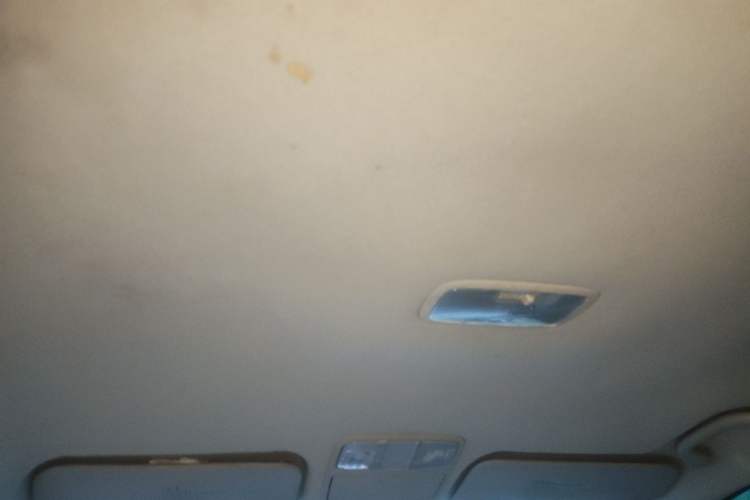 Used Hyundai Celesta 2011 1.6L Automatic Comfort Edition Headliner