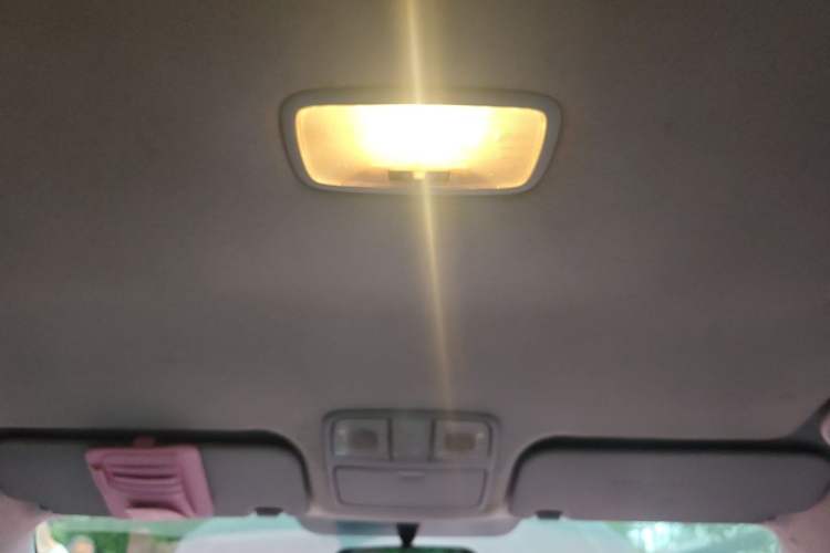 Used Hyundai Celesta 2011 1.6L Automatic Comfort Edition Headliner