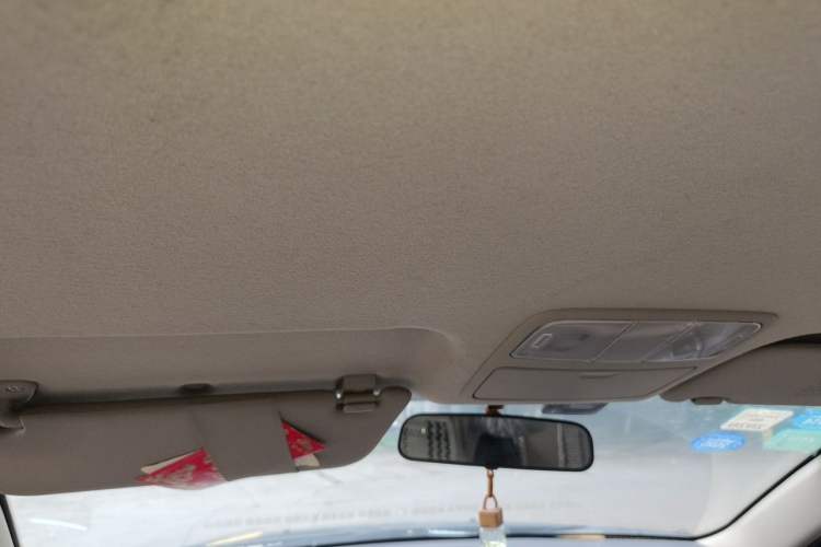 Used Hyundai Celesta 2011 1.6L Manual Comfort Edition Headliner