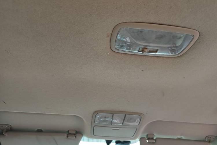 Used Hyundai Celesta 2011 1.6L Manual Comfort Edition Headliner
