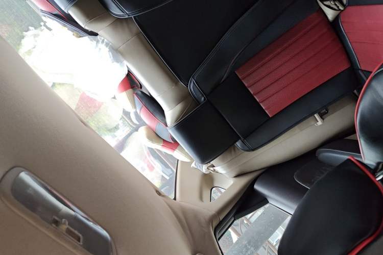 Used Hyundai Celesta 2011 1.6L Automatic Luxury Version Headliner