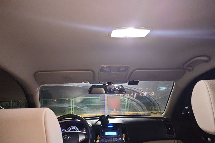 Used Hyundai Celesta 2011 1.6L Manual Comfort Edition Headliner