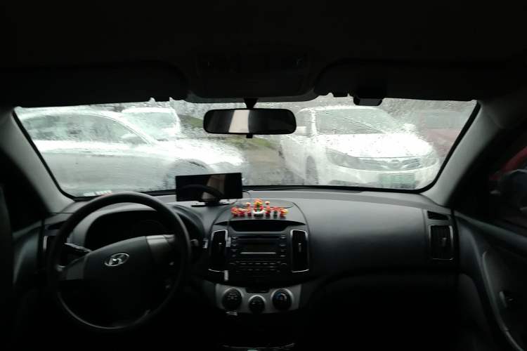 Used Hyundai Celesta 2011 1.6L Manual Comfort Edition Headliner