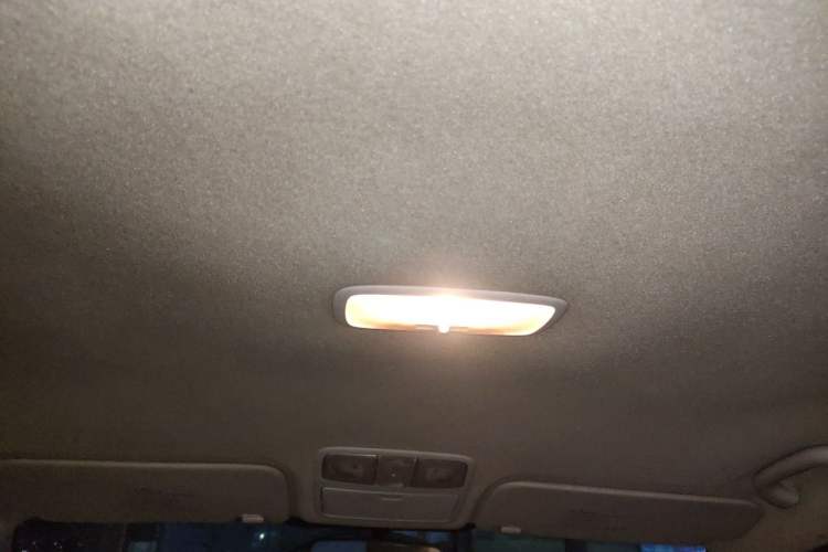 Used Hyundai Celesta 2011 1.6L Manual Comfort Edition Headliner