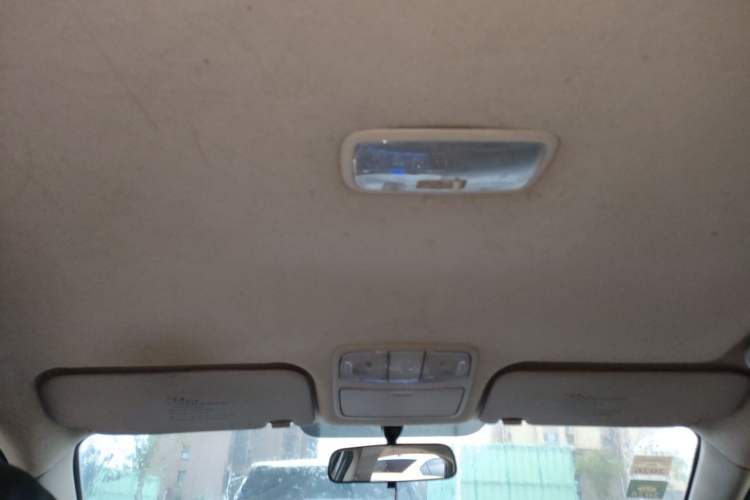 Used Hyundai Celesta 2011 1.6L Manual Comfort Edition Headliner