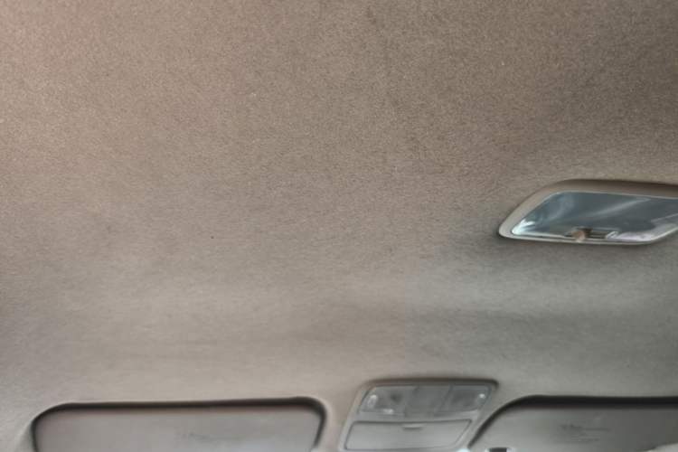 Used Hyundai Celesta 2011 1.6L Manual Comfort Edition Headliner
