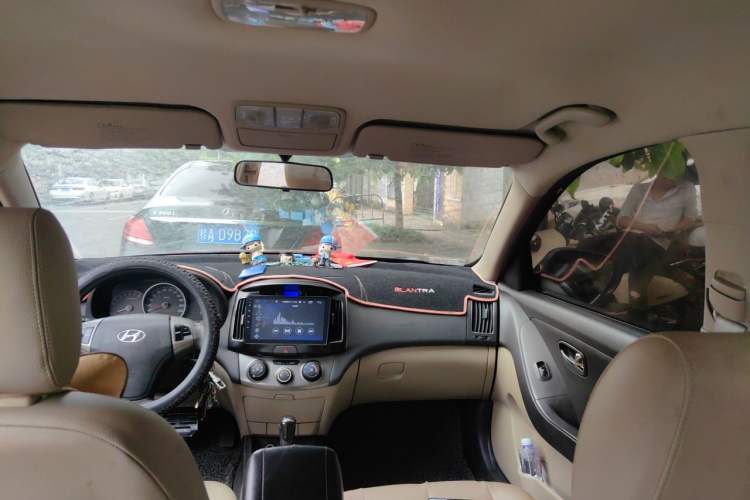 Used Hyundai Celesta 2011 1.6L Automatic Comfort Edition Headliner