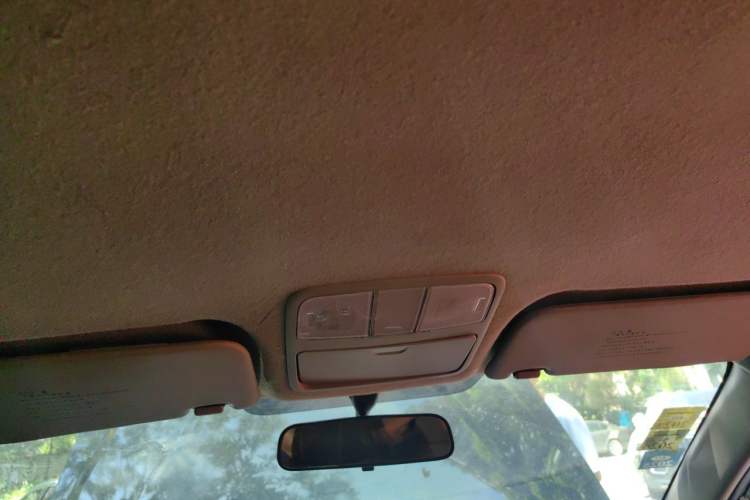 Used Hyundai Celesta 2011 1.6L Manual Comfort Edition Headliner