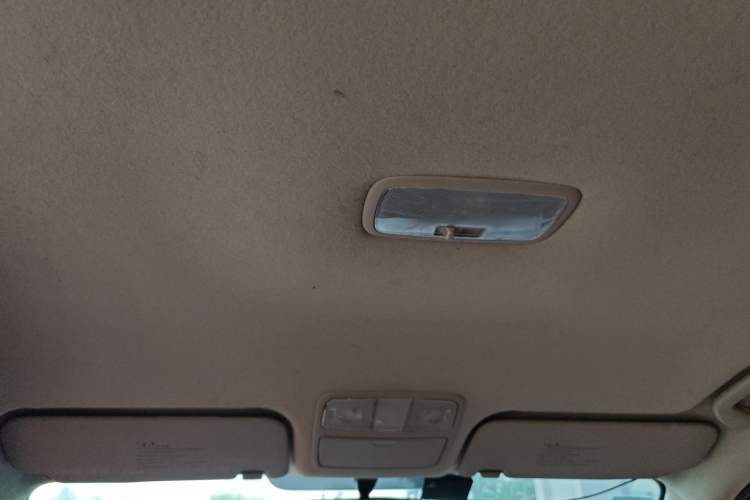 Used Hyundai Celesta 2011 1.6L Manual Comfort Edition Headliner