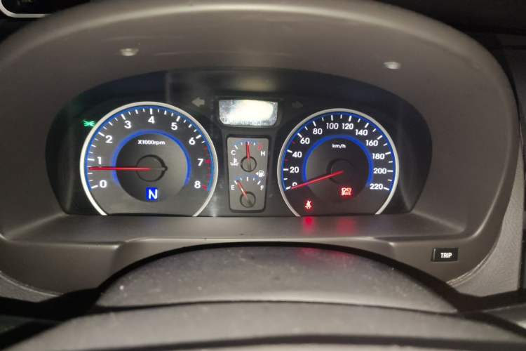 Used Hyundai Celesta 2011 1.6L Automatic Comfort Edition Instrument Cluster