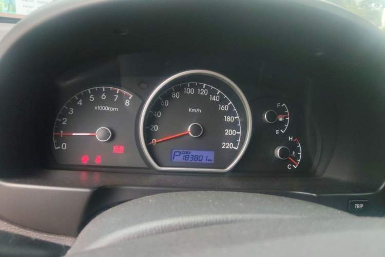 Used Hyundai Celesta 2011 1.6L Automatic Comfort Edition Instrument Cluster