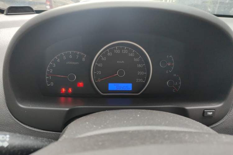 Used Hyundai Celesta 2011 1.6L Manual Comfort Edition Instrument Cluster