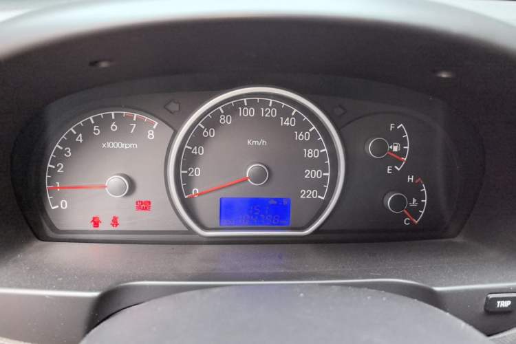 Used Hyundai Celesta 2011 1.6L Manual Luxury Model Instrument Cluster
