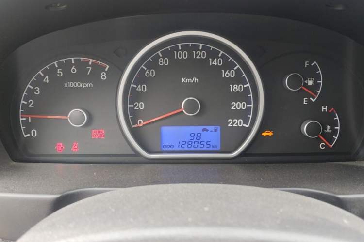 Used Hyundai Celesta 2011 1.6L Manual Luxury Model Instrument Cluster