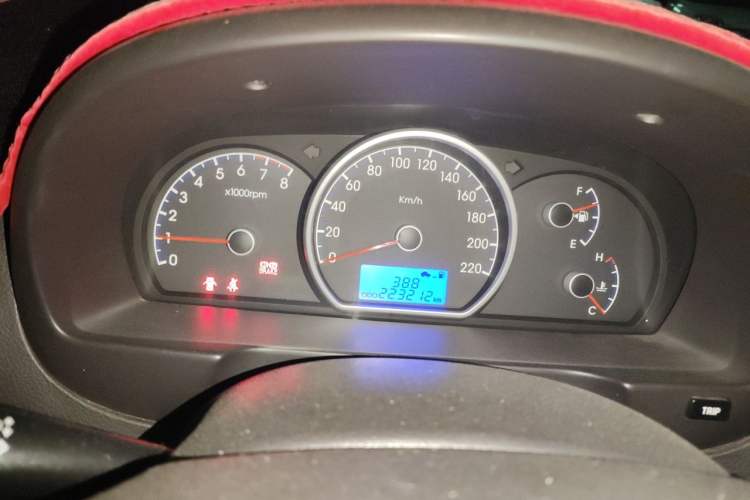 Used Hyundai Celesta 2011 1.6L Manual Luxury Model Instrument Cluster