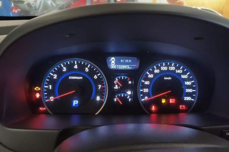 Used Hyundai Celesta 2011 1.6L Automatic Luxury Version Instrument Cluster