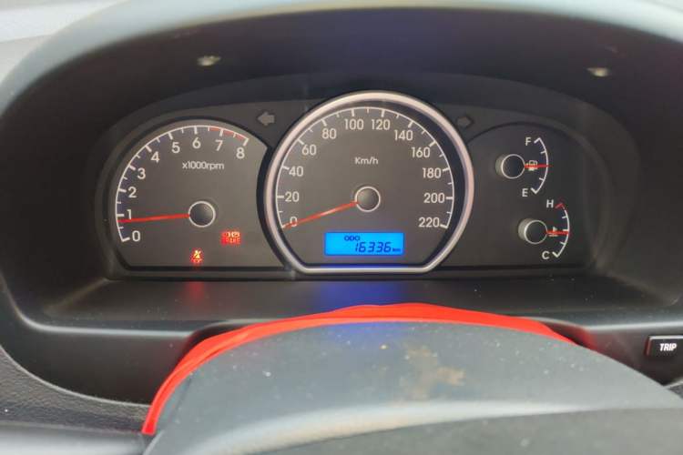 Used Hyundai Celesta 2011 1.6L Manual Comfort Edition Instrument Cluster