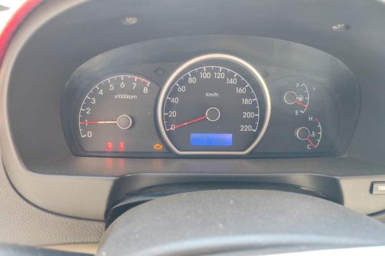 Used Hyundai Celesta 2011 1.6L Automatic Comfort Edition Instrument Cluster