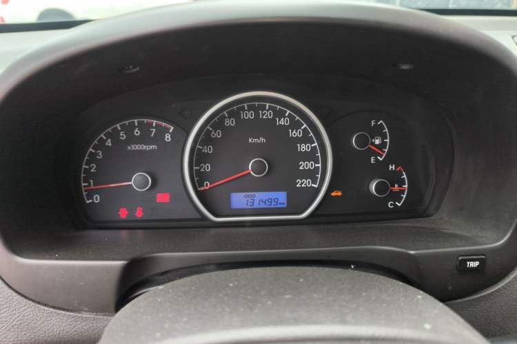 Used Hyundai Celesta 2011 1.6L Manual Comfort Edition Instrument Cluster