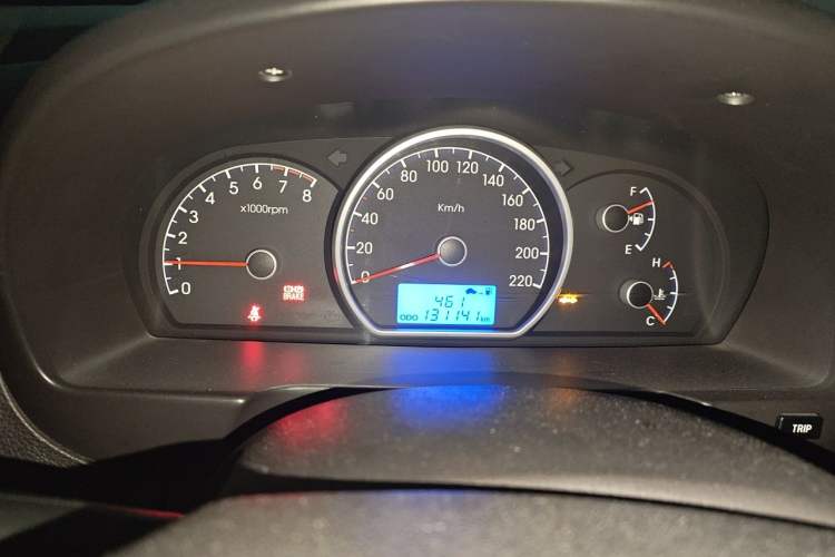 Used Hyundai Celesta 2011 1.6L Manual Luxury Model Instrument Cluster
