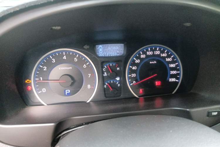 Used Hyundai Celesta 2011 1.6L Automatic Luxury Version Instrument Cluster