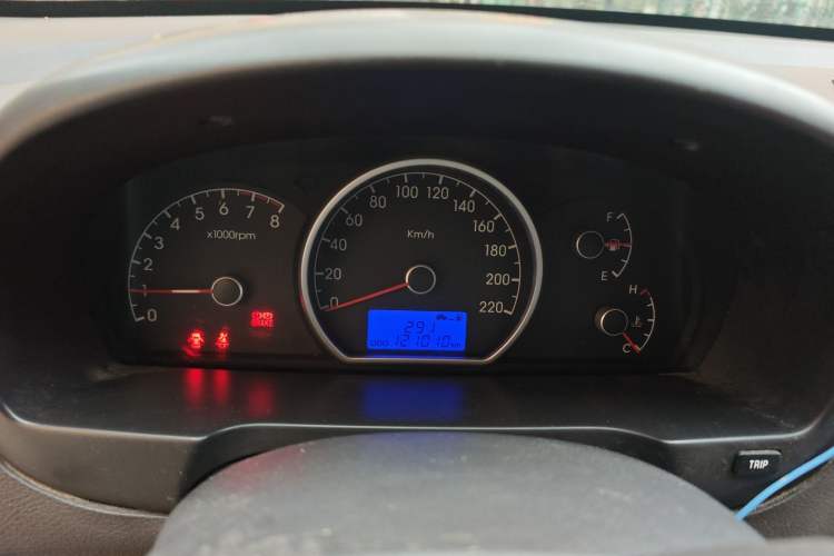 Used Hyundai Celesta 2011 1.6L Manual Luxury Model Instrument Cluster