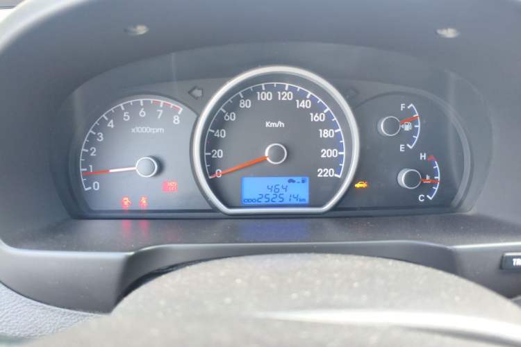 Used Hyundai Celesta 2011 1.6L Manual Luxury Model Instrument Cluster