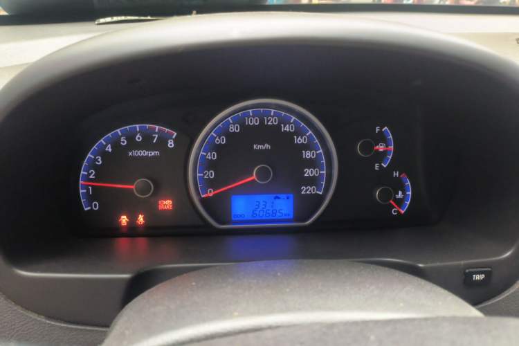 Used Hyundai Celesta 2011 1.6L Manual Luxury Model Instrument Cluster