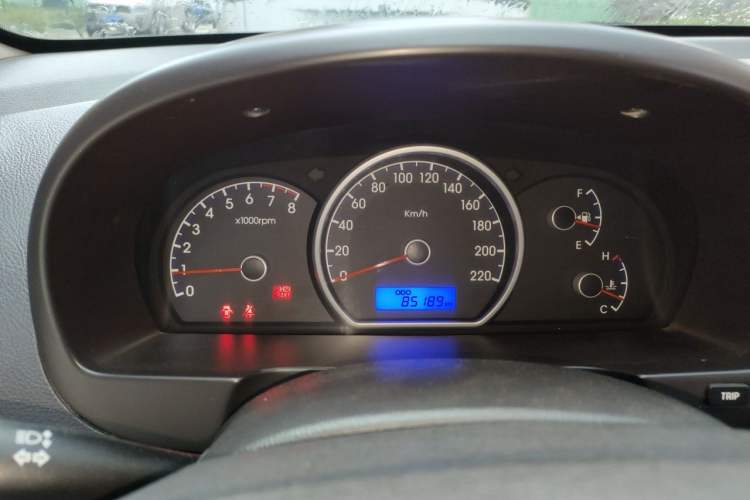 Used Hyundai Celesta 2011 1.6L Manual Comfort Edition Instrument Cluster