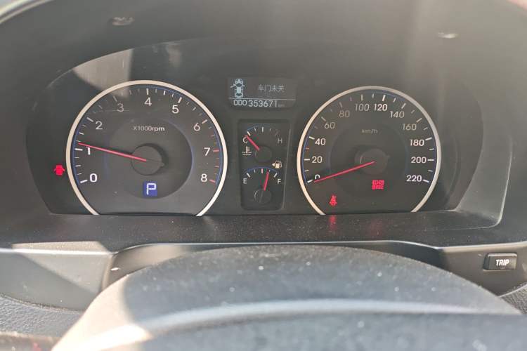 Used Hyundai Celesta 2011 1.6L Automatic Luxury Version Instrument Cluster
