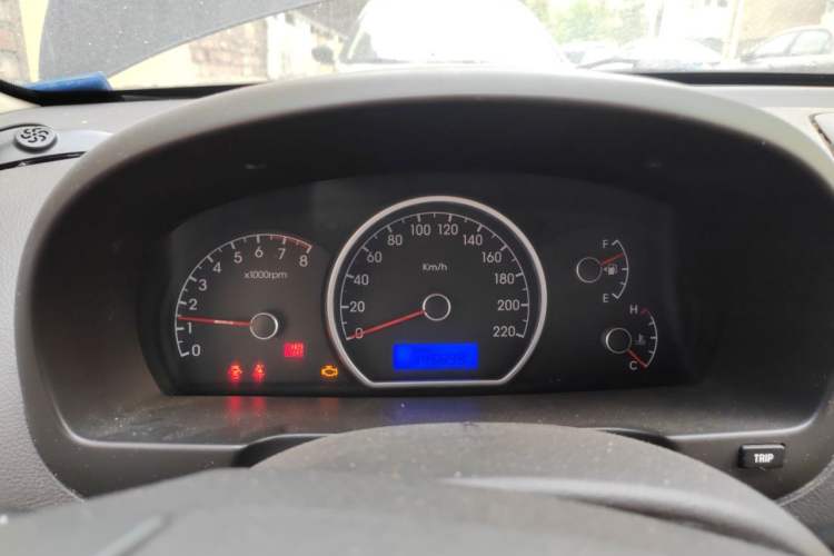 Used Hyundai Celesta 2011 1.6L Manual Comfort Edition Instrument Cluster