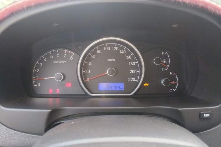 Used Hyundai Celesta 2011 1.6L Manual Comfort Edition Instrument Cluster
