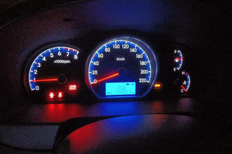 Used Hyundai Celesta 2011 1.6L Manual Luxury Model Instrument Cluster