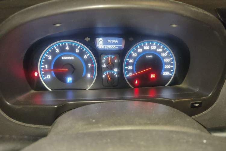 Used Hyundai Celesta 2011 1.6L Automatic Luxury Version Instrument Cluster