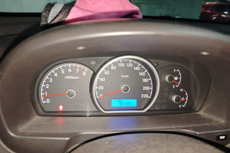 Used Hyundai Celesta 2011 1.6L Manual Comfort Edition Instrument Cluster