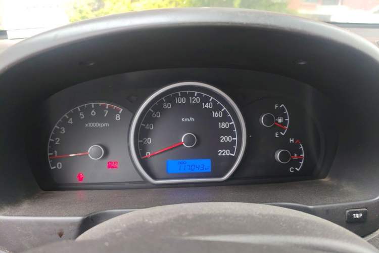 Used Hyundai Celesta 2011 1.6L Manual Comfort Edition Instrument Cluster
