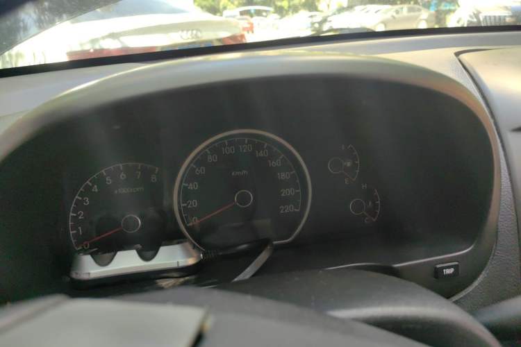 Used Hyundai Celesta 2011 1.6L Manual Comfort Edition Instrument Cluster