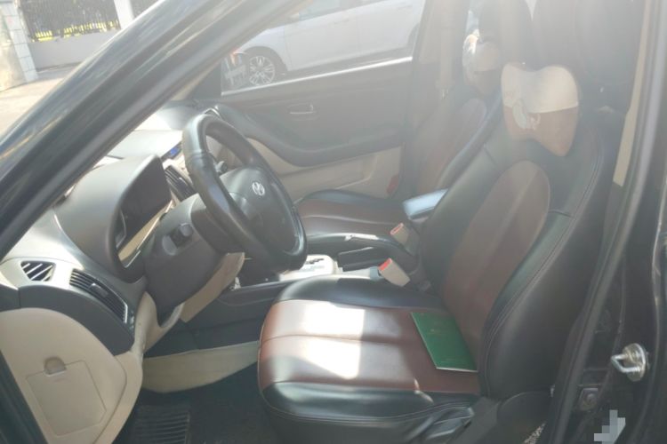 Used Hyundai Celesta 2011 1.6L Automatic Comfort Edition Left Front Seat