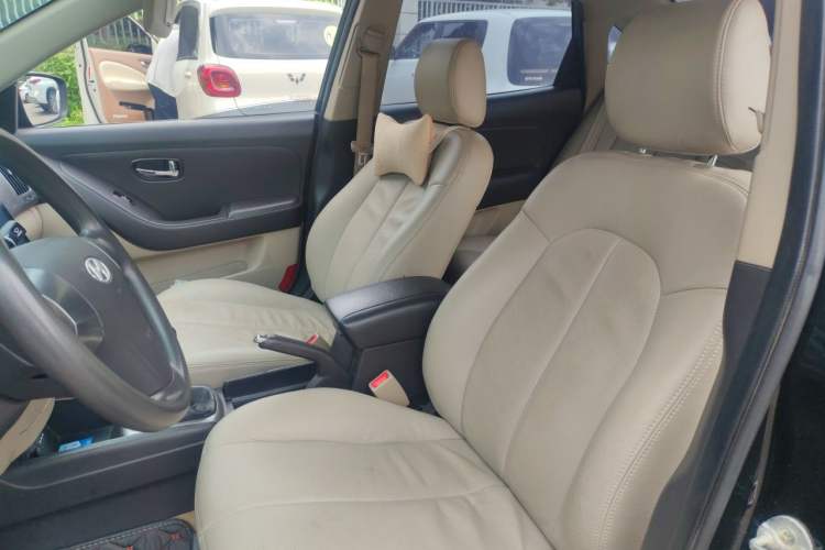 Used Hyundai Celesta 2011 1.6L Manual Luxury Model Left Front Seat