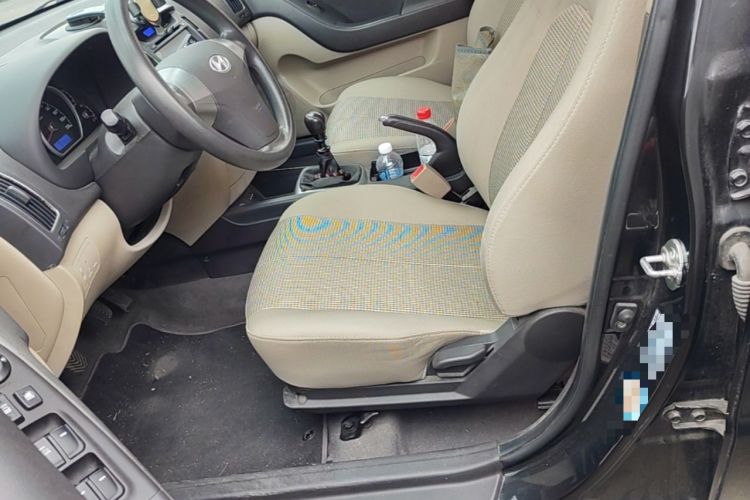 Used Hyundai Celesta 2011 1.6L Manual Comfort Edition Left Front Seat
