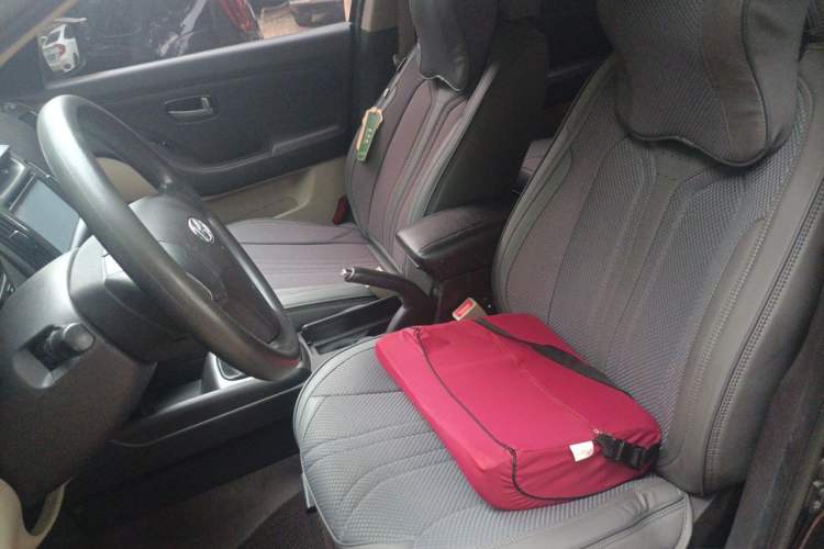 Used Hyundai Celesta 2011 1.6L Manual Comfort Edition Left Front Seat