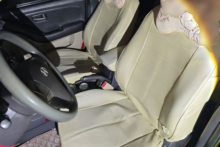 Used Hyundai Celesta 2011 1.6L Automatic Comfort Edition Left Front Seat