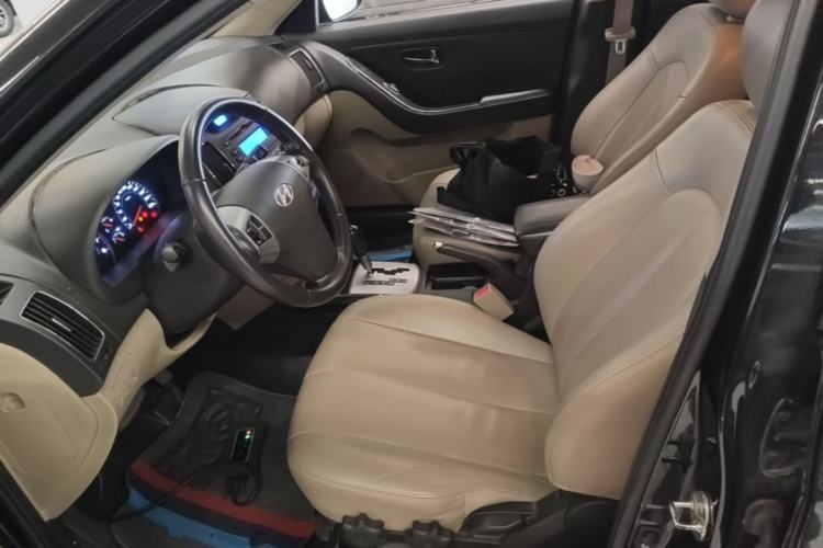 Used Hyundai Celesta 2011 1.6L Automatic Luxury Version Left Front Seat