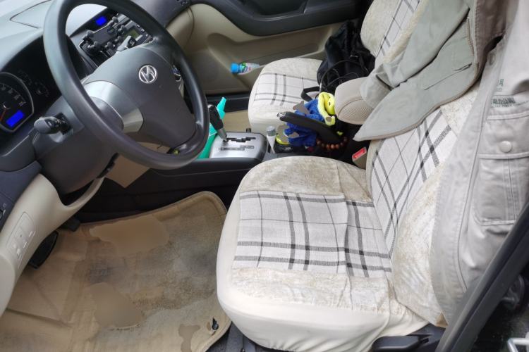 Used Hyundai Celesta 2011 1.6L Automatic Comfort Edition Left Front Seat