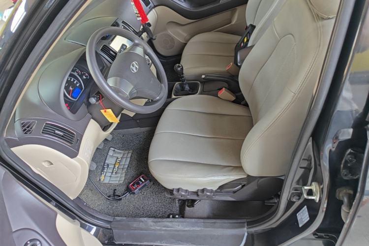 Used Hyundai Celesta 2011 1.6L Manual Luxury Model Left Front Seat