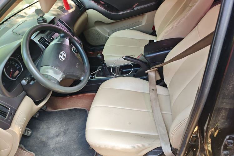Used Hyundai Celesta 2011 1.6L Manual Comfort Edition Left Front Seat